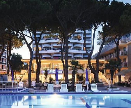 Hotel Ambasciatori Palace 리도 디 예솔로 외부 사진