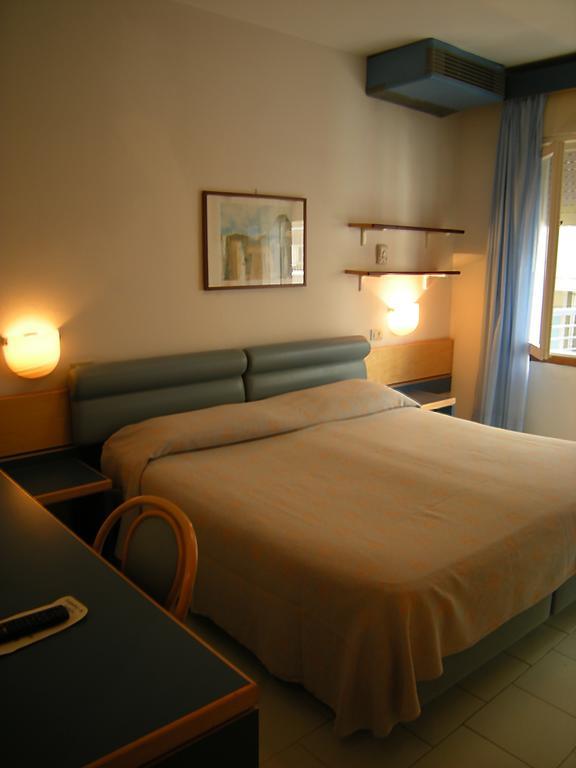Hotel Ambasciatori Palace 리도 디 예솔로 외부 사진