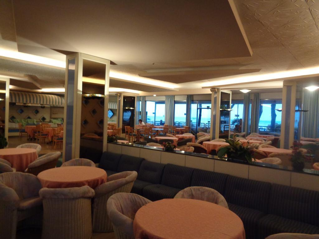 Hotel Ambasciatori Palace 리도 디 예솔로 외부 사진