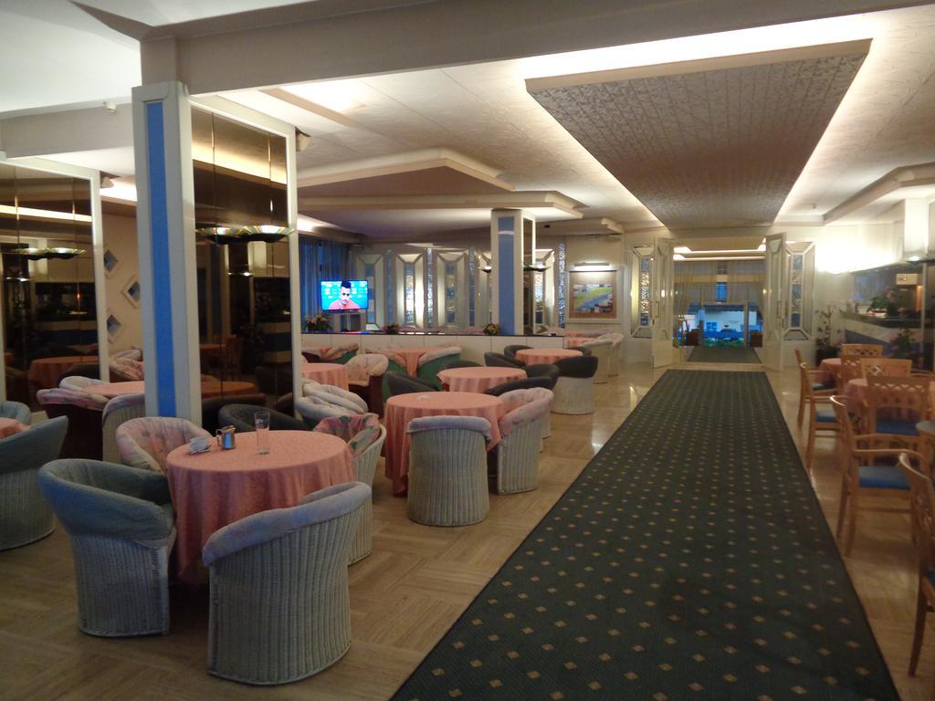 Hotel Ambasciatori Palace 리도 디 예솔로 외부 사진
